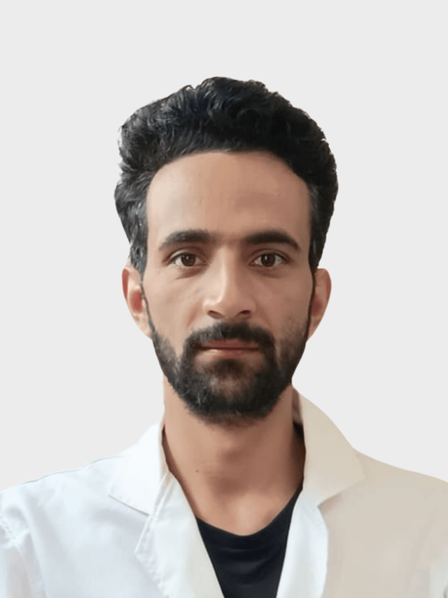 Dr Mubadil   Mushtaq image