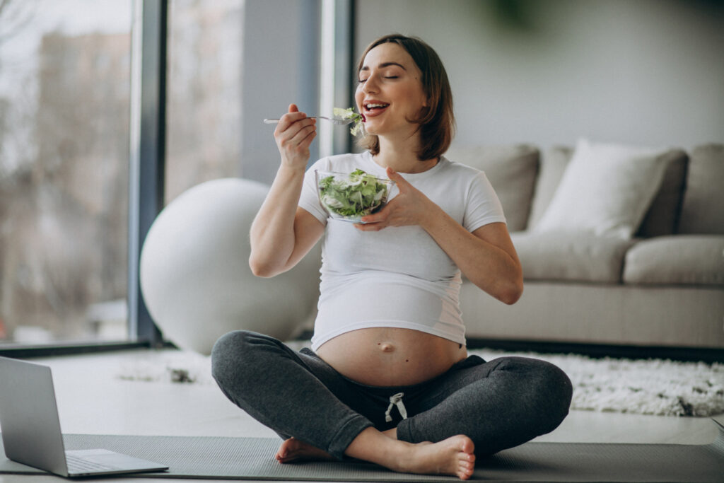 Pregnancy Diet Plan: प्रेगनेंसी में क्या खाएं और क्या नहीं?