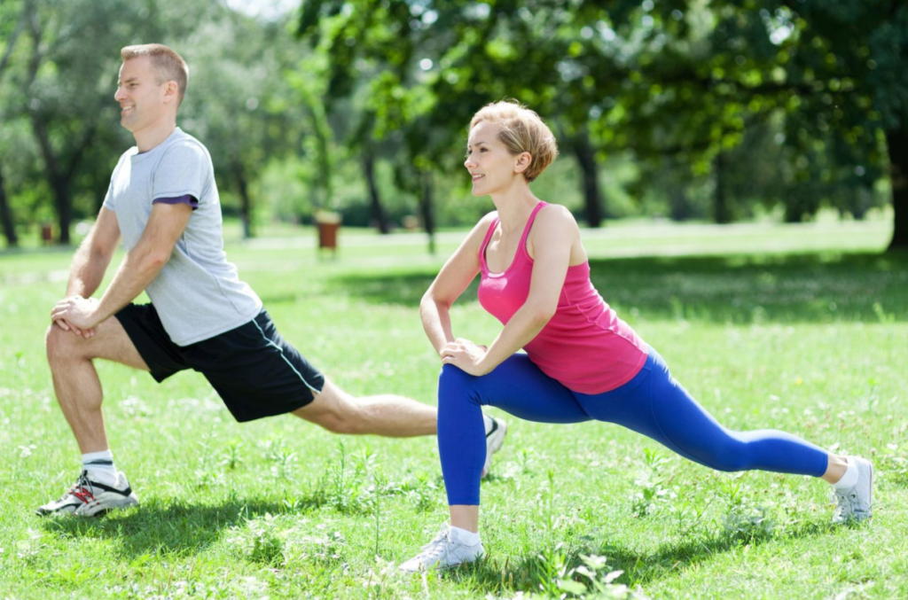 जवानी में भी घुटने दे रहे हैं जवाब तो रोज़ाना करें ये 5 एक्सरसाइज (Joint exercise)