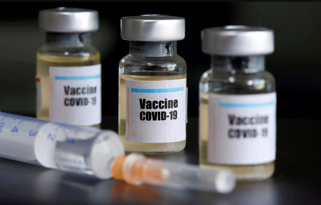 टीकाकरण के लिए रजिस्ट्रेशन से लेकर हेल्पलाइन नंबर तक जानें वैक्सीन से जुड़ी पूरी डीटेल