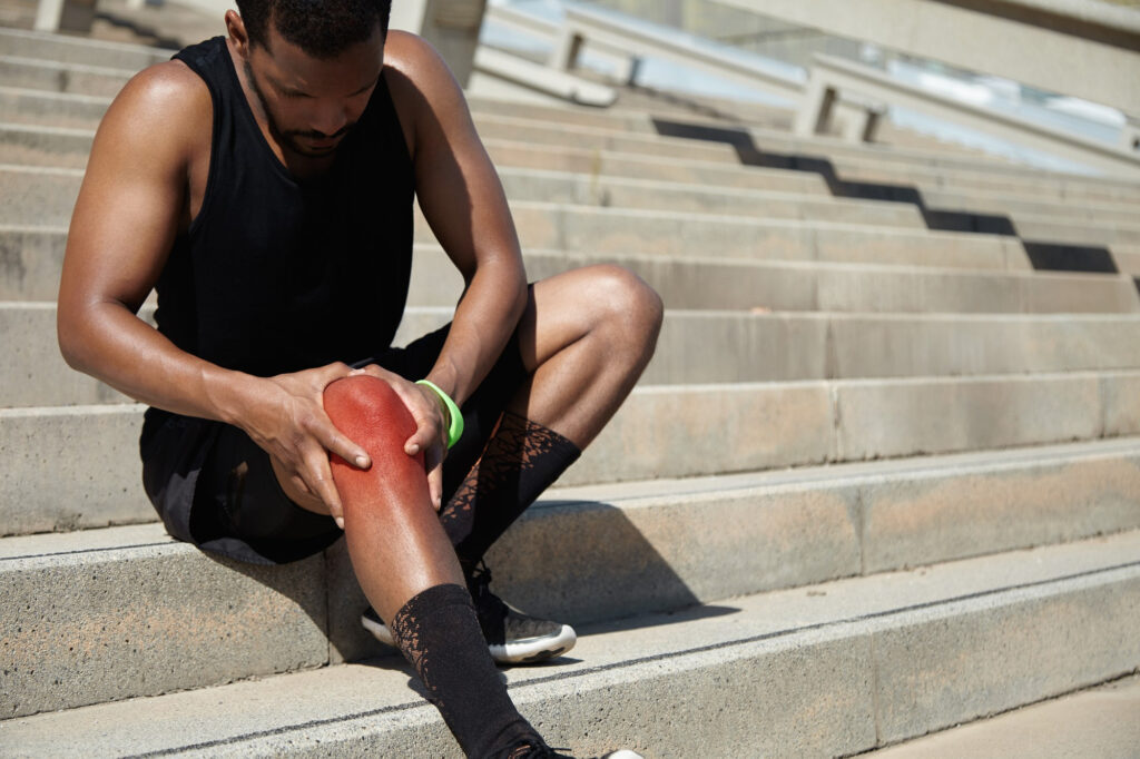 Best Vitamins and Supplements for Cracking Knees