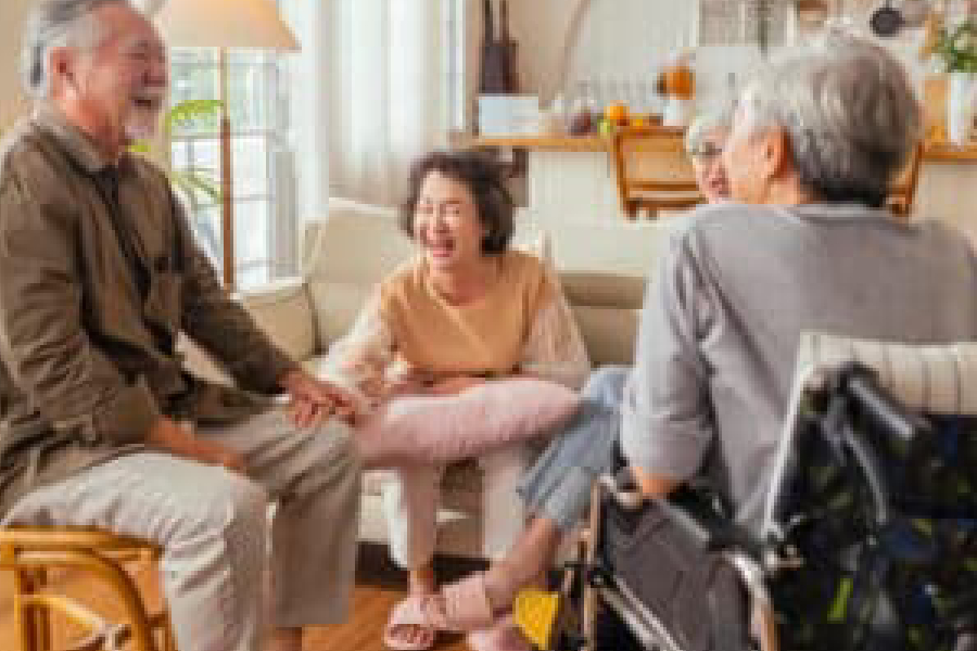 Winter care for seniors: सर्दियों में ऐसे करें बुजुर्गों की देखभाल